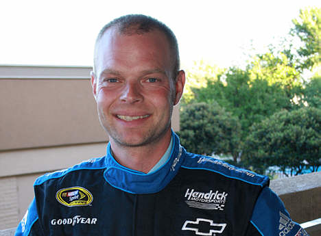Jan Magnussen i sin nye NASCAR kørerdragt.